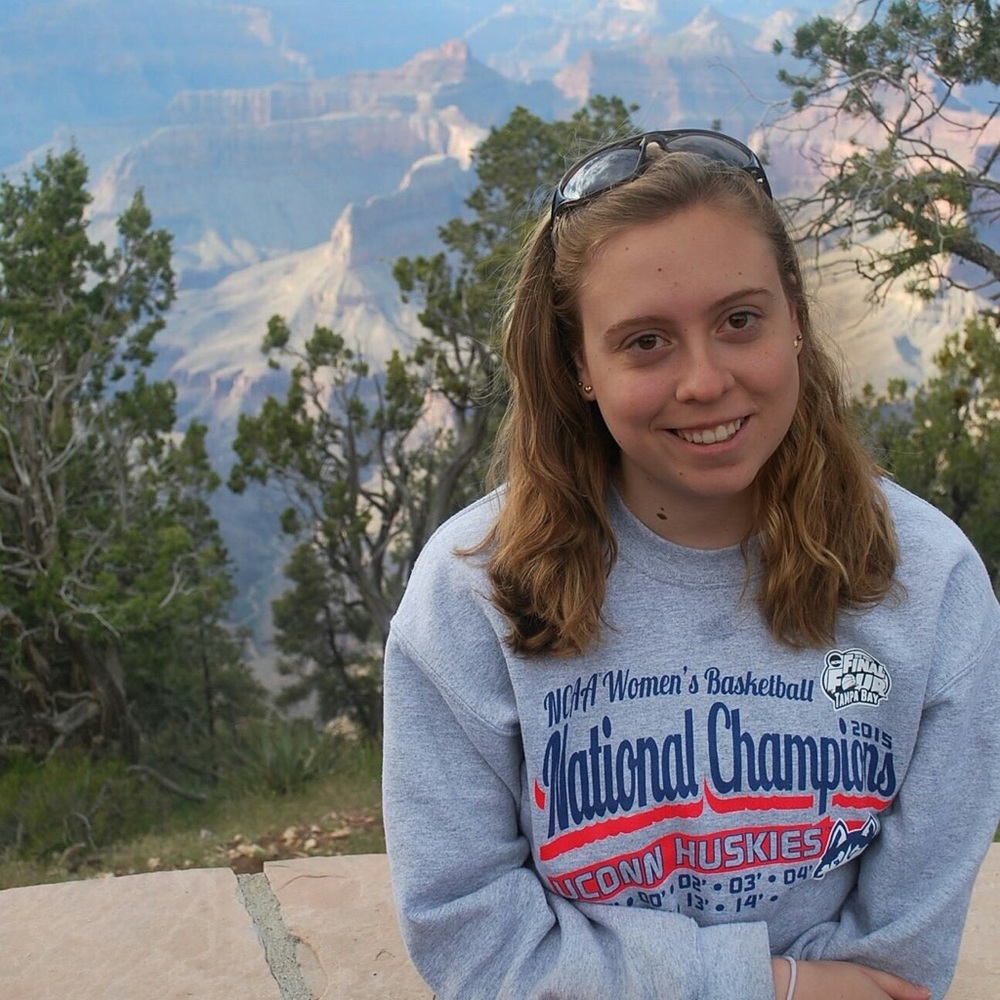 Meet your Posher, Dominique